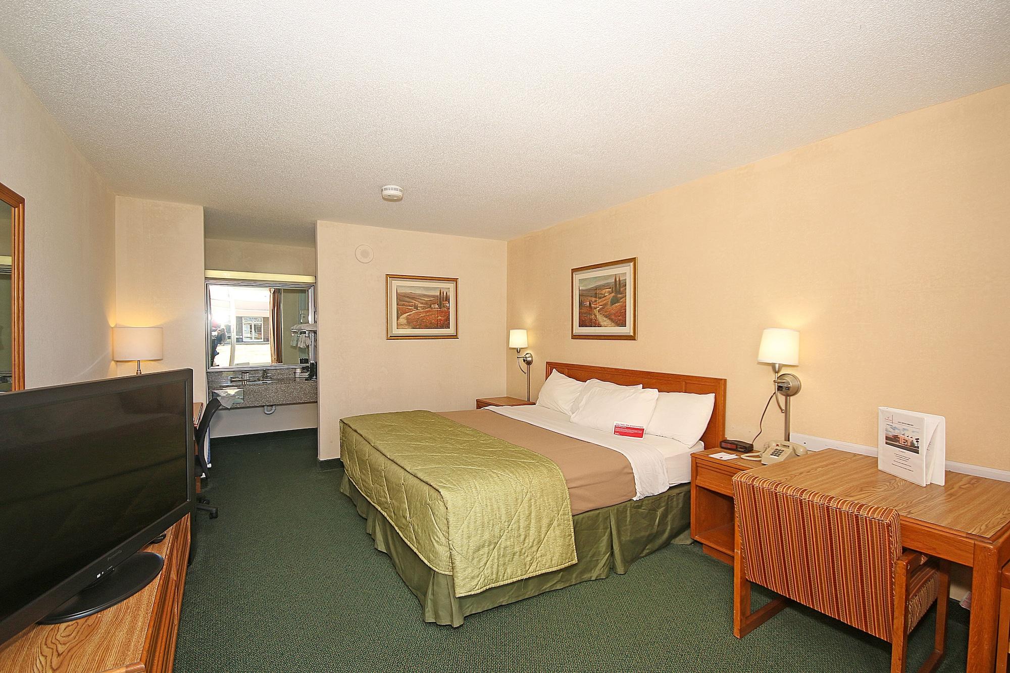 Ramada By Wyndham Wytheville Esterno foto