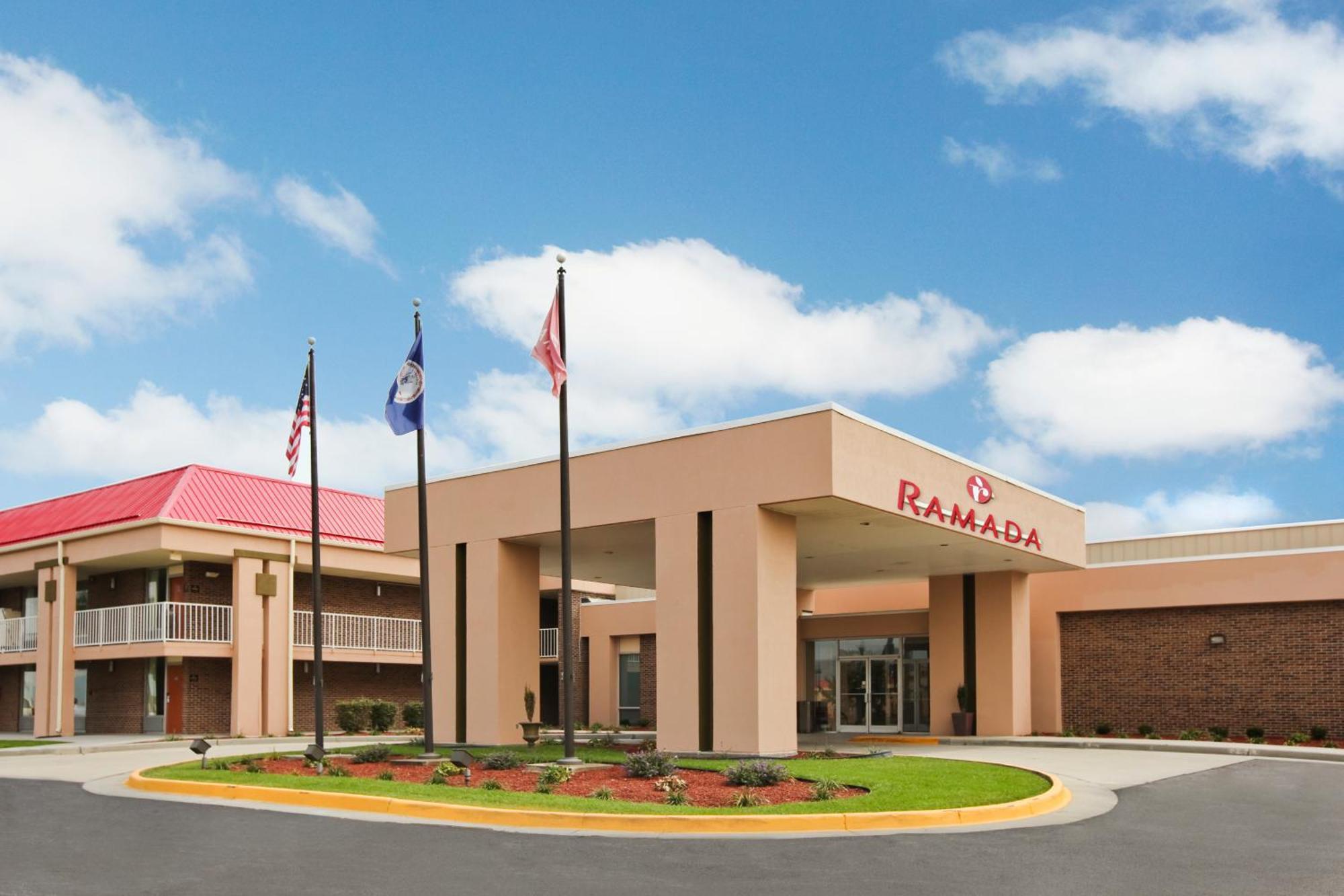 Ramada By Wyndham Wytheville Esterno foto